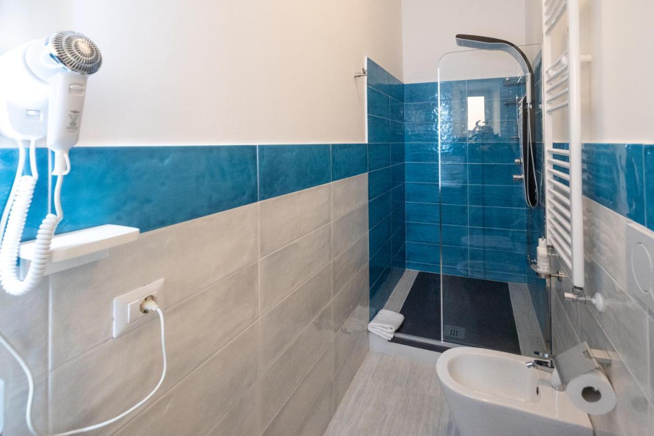 Room With Independent Entrance - Termini/Aquarium Рим Екстериор снимка