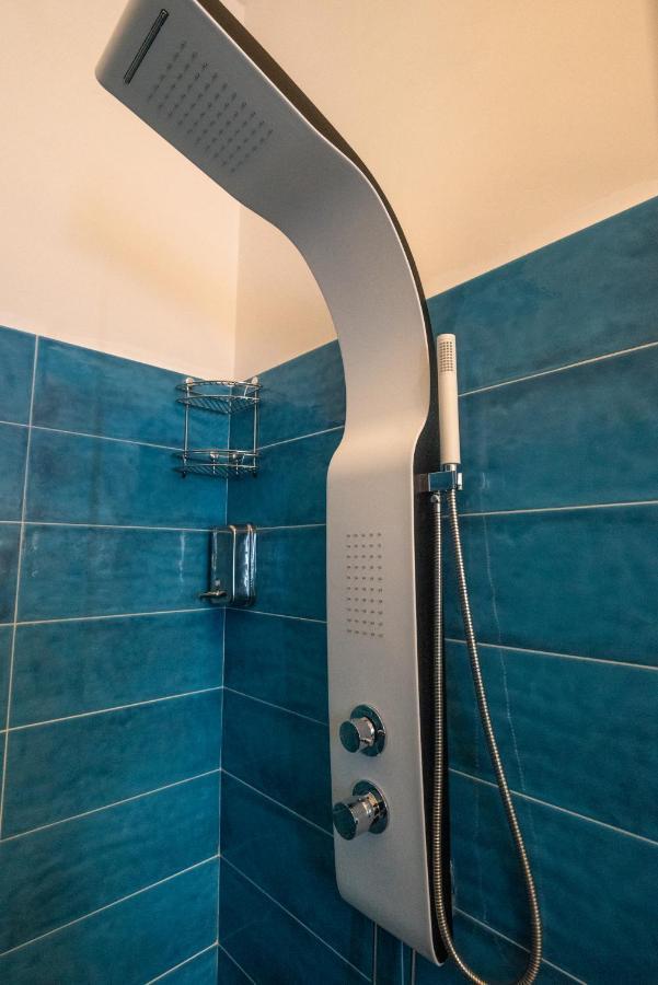 Room With Independent Entrance - Termini/Aquarium Рим Екстериор снимка