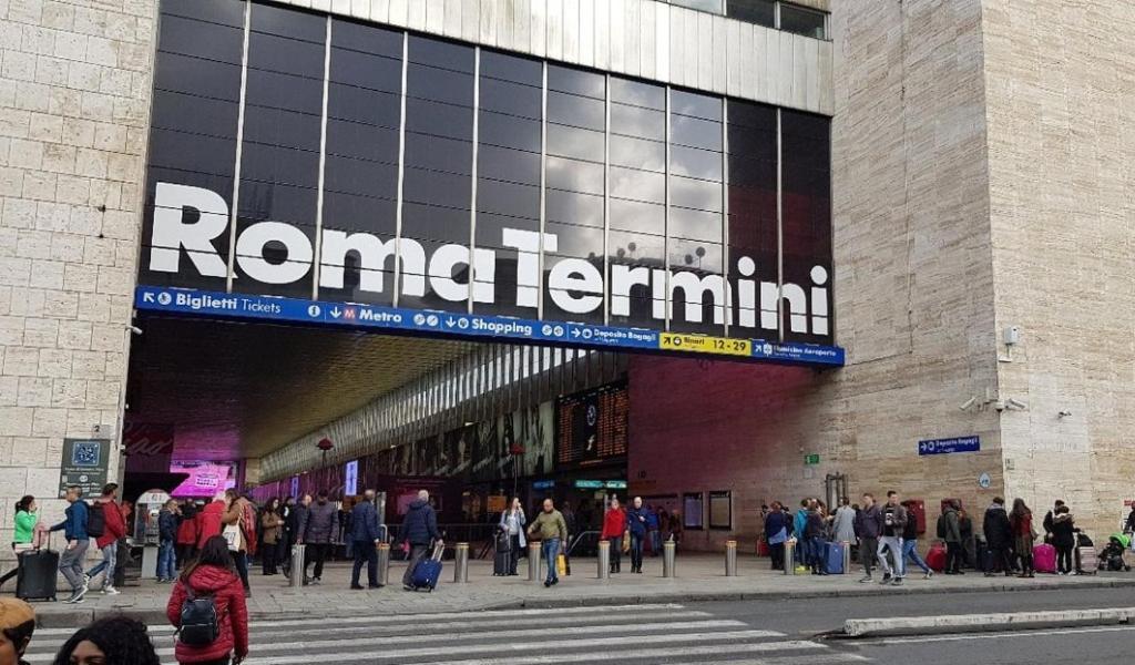 Room With Independent Entrance - Termini/Aquarium Рим Екстериор снимка